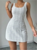 Women’s Plaid Print Scoop Neck Mini Dress