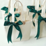 25-Pack 10″ x 8″ x 3″Mini Canvas Tote Bags
