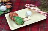 50-Pack Wooden Disposable Plates with Printed Merry Christmas in Red and Green, 7″