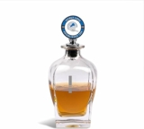 The Memory Company Officially Licensed NFL Team Spirit Decanter Set – Premium Glass Decanter with Team Mascot Stopper, 750ml Capacity